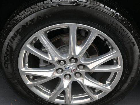 Used 2023 Buick Enclave Essence w/ Experience Buick Package image 35