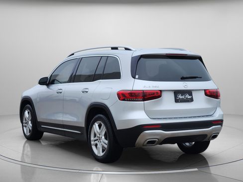 Used 2020 Mercedes-Benz GLB 250 image 3