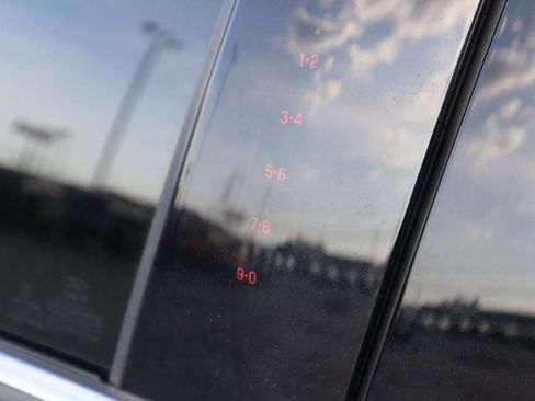 Used 2016 Ford Fusion SE w/ Equipment Group 202A image 31