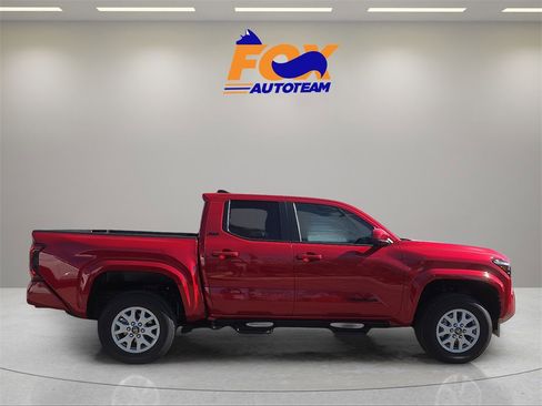 New 2026 Toyota Tacoma SR5 image 5