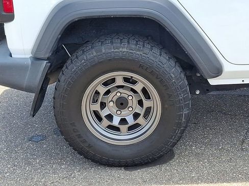 Used 2018 Jeep Wrangler Unlimited Sport S AWD/4WD image 25