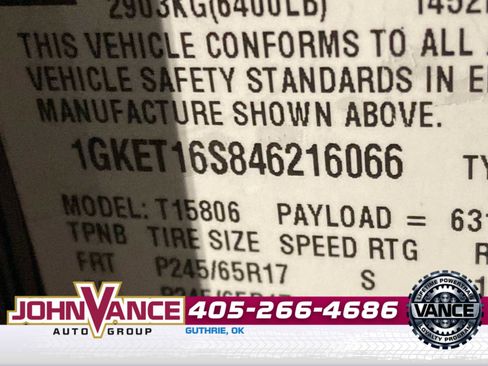 Used 2004 GMC Envoy XL SLE image 12