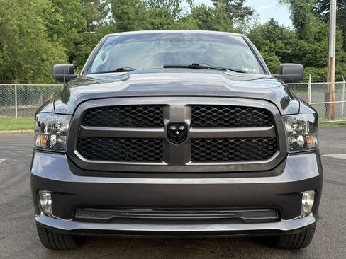 Used 2019 RAM 1500 Express w/ Express Value Package AWD/4WD image 3