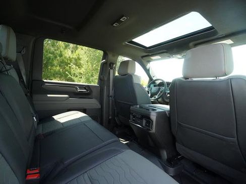 Used 2026 Chevrolet Silverado 2500 ZR2 AWD/4WD image 28