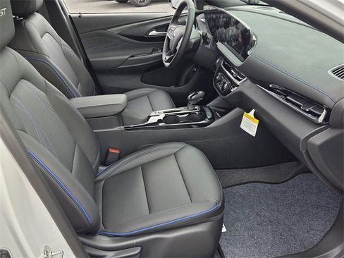 New 2026 Buick Envista Sport Touring w/ Convenience I Package image 15