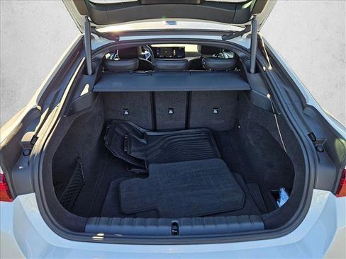 Certified 2025 BMW M440i w/ Premium Package image 6