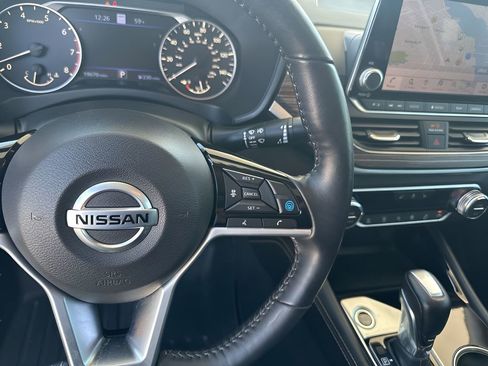 Used 2022 Nissan Altima 2.5 Platinum AWD/4WD image 27