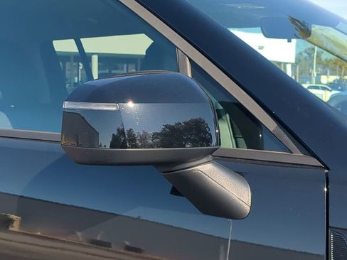 Used 2025 Hyundai Santa Fe XRT image 13