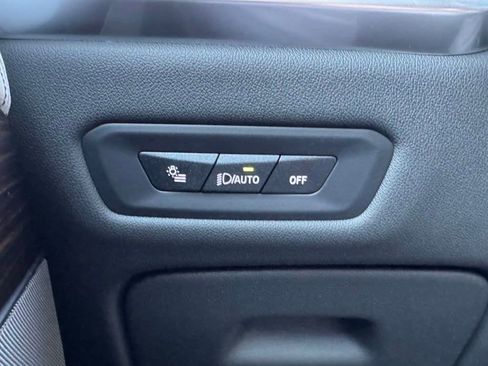 Used 2025 BMW X5 xDrive50e w/ M Sport Package image 24