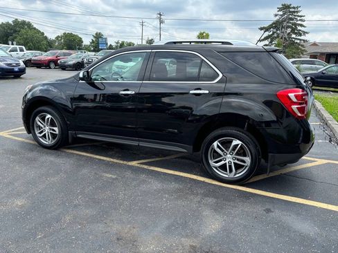 Used 2017 Chevrolet Equinox Premier w/ Enhanced Convenience Package FWD image 6