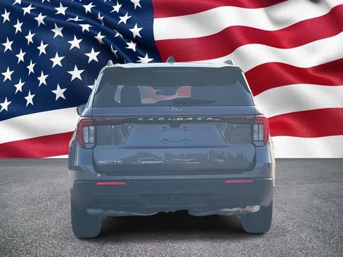 New 2026 Ford Explorer Active RWD image 9