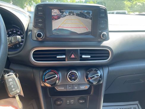 Used 2020 Hyundai Kona SE AWD/4WD image 17