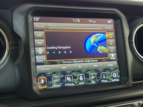 Used 2021 Jeep Wrangler Unlimited Sahara AWD/4WD image 18