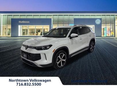 Certified 2025 Volkswagen Tiguan SE