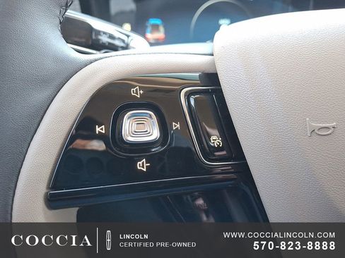 Used 2023 Lincoln Corsair AWD w/ Equipment Group 101A image 21