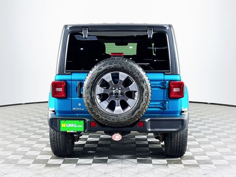 Used 2019 Jeep Wrangler Unlimited Sahara w/ Dual Top Group image 8