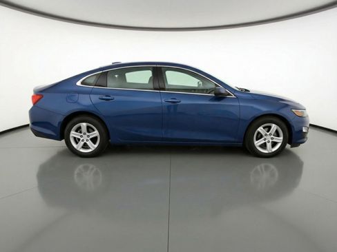 Used 2024 Chevrolet Malibu LT image 11