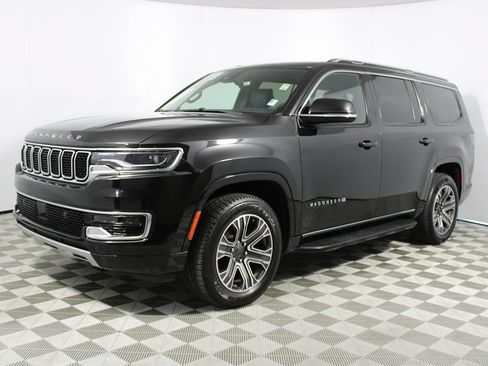 Used 2024 Jeep Wagoneer Series II w/ Flexible Seating Group RWD image 40
