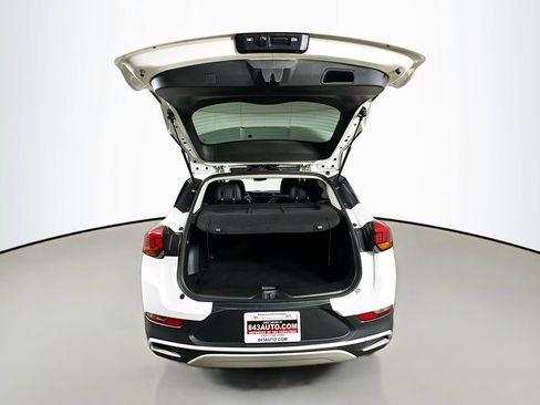 Used 2023 Buick Encore GX Select image 33