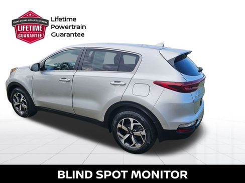 Used 2021 Kia Sportage LX FWD image 4