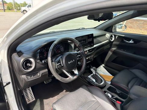 Used 2023 Kia Forte GT w/ GT2 Package FWD image 4