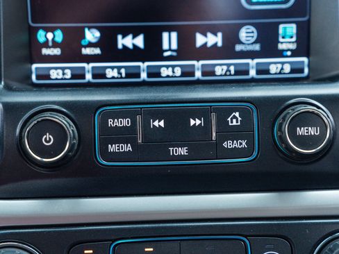 Used 2018 Chevrolet Colorado LT w/ Luxury Package, Chrome AWD/4WD image 30