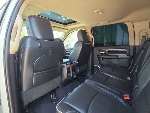 Used 2022 RAM 2500 Laramie AWD/4WD image 16