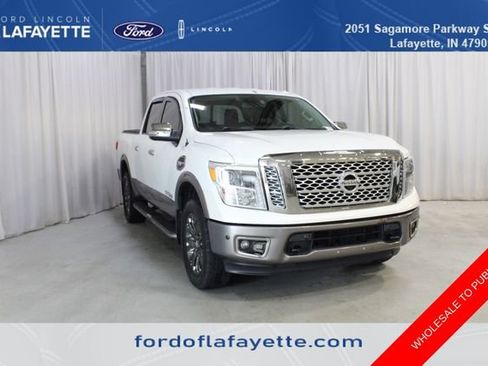 Used 2017 Nissan Titan Platinum Reserve AWD/4WD image 1