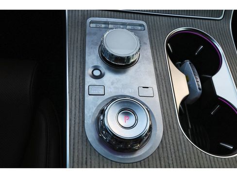 Used 2025 Genesis GV80 3.5T Prestige image 27