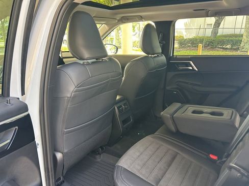 New 2025 Mitsubishi Outlander Trail Edition image 44