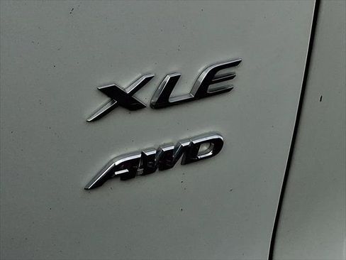 Certified 2023 Toyota Corolla Cross XLE w/ Convenience Package AWD/4WD image 7