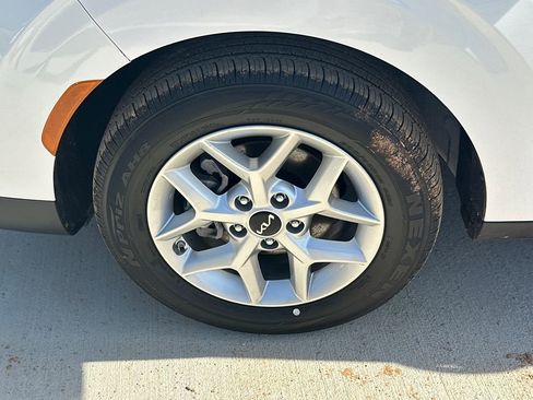 Used 2025 Kia Soul LX w/ LX Technology Package image 11