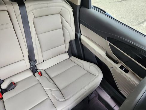 Certified 2025 Lincoln Nautilus Premier AWD/4WD image 15