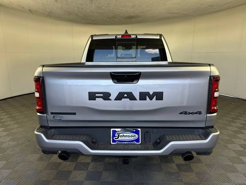 Certified 2025 RAM 1500 Big Horn AWD/4WD image 7