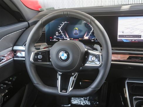 Certified 2026 BMW 740i RWD image 12