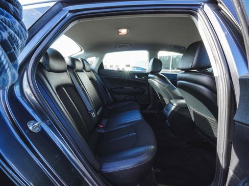 Used 2020 Kia Optima S image 32