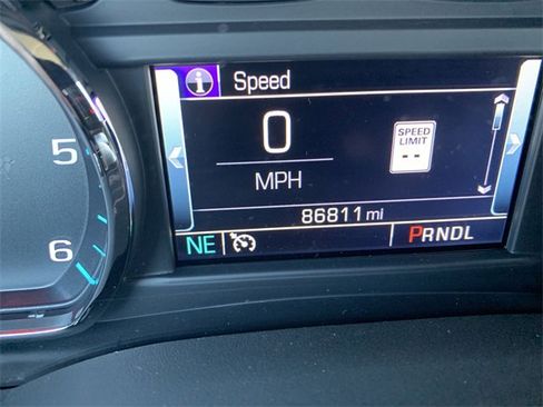 Used 2018 Chevrolet Tahoe LT image 12