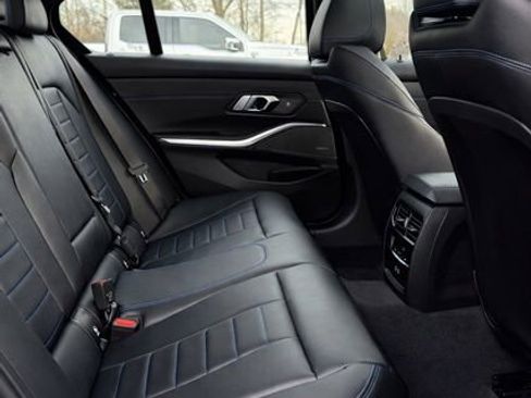 Used 2025 BMW M340i xDrive w/ Premium Package image 16