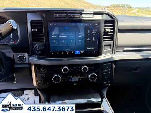 Used 2024 Ford F450 Platinum w/ FX4 Off-Road Package AWD/4WD image 22