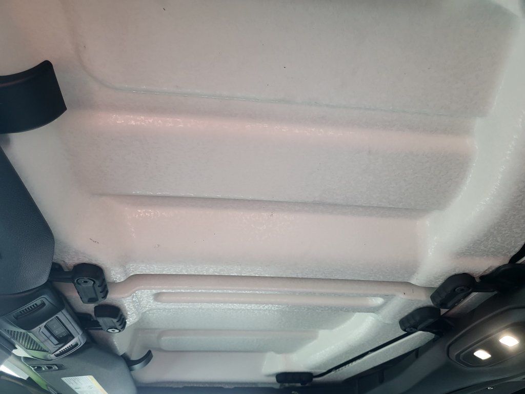 Used 2026 Jeep Wrangler Rubicon AWD/4WD image 18