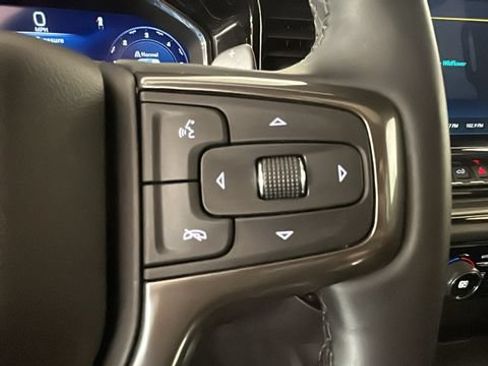 Used 2023 Chevrolet Silverado 1500 ZR2 AWD/4WD image 16