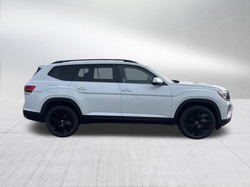 New 2026 Volkswagen Atlas SE image 6