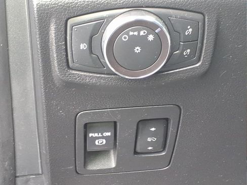 Used 2019 Ford Expedition Limited w/ Equipment Group 303A image 17