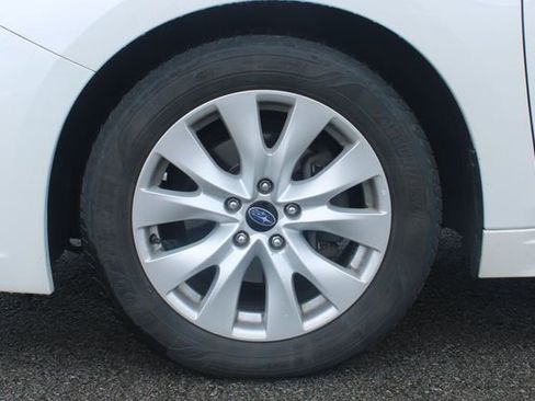 Used 2016 Subaru Legacy 2.5i Premium w/ Moonroof Package AWD/4WD image 34