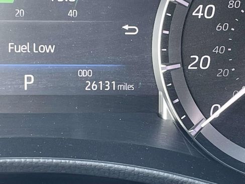 Used 2023 Toyota Highlander LE image 39