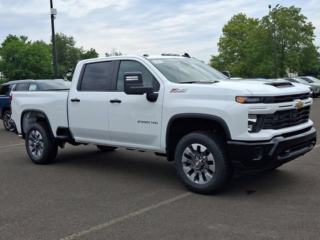New 2026 Chevrolet Silverado 2500 Custom w/ Custom Value Package AWD/4WD image 2