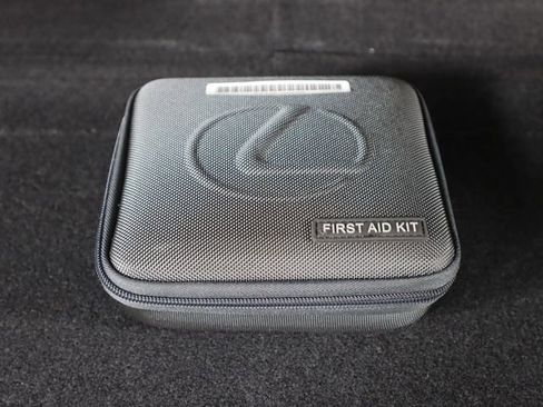 New 2026 Lexus LX 700h Luxury image 28