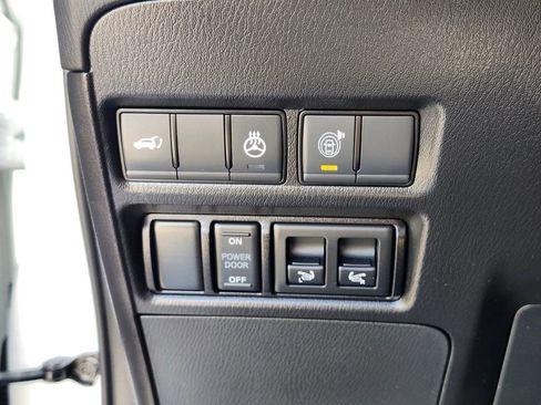 Used 2024 INFINITI QX80 Sensory AWD/4WD image 24