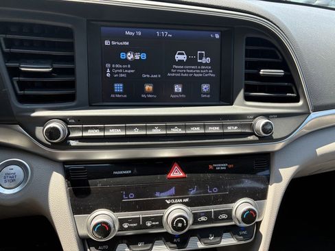 Used 2019 Hyundai Elantra Value Edition FWD image 11