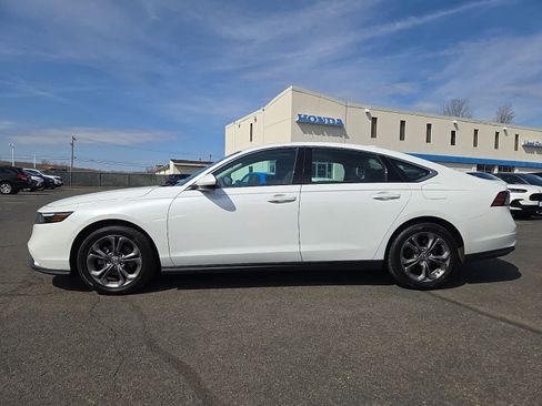 Used 2024 Honda Accord EX image 8